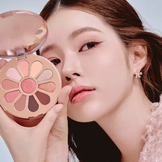 2AN Eyeshadow Palette #RoselyBlossom