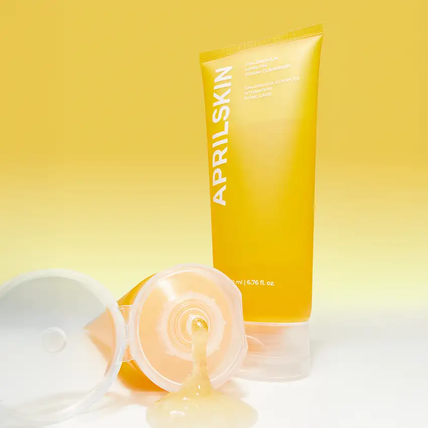 APRILSKIN Calendula Low PH Foam CLeanser